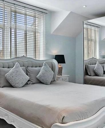 Hampstead Opulence Apartment - Luxurious Split Level Property Londra Dış mekan fotoğraf